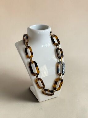 Saks Fifth Avenue Tortoise Shell Necklace